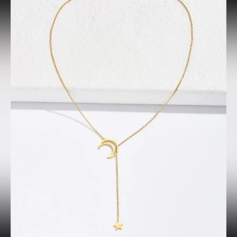 Stellar Radiance Necklace - Picture 2 of 3